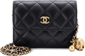 Chanel Pearl Crush Flap Clutch with Chain Quilted Lambskin Mini crossbody bag - Zwart