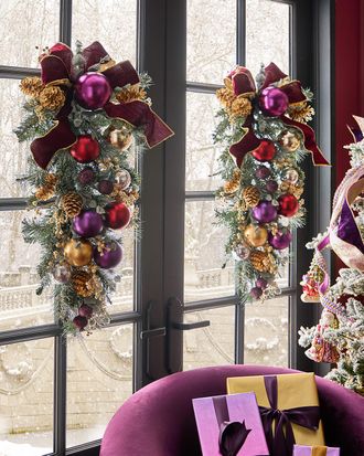 Neiman Marcus Plum Christmas 30 Door Spray