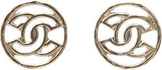 Chanel Tweedehands Gouden Vergulde Cc Ronde Achtergrond Oorbellen