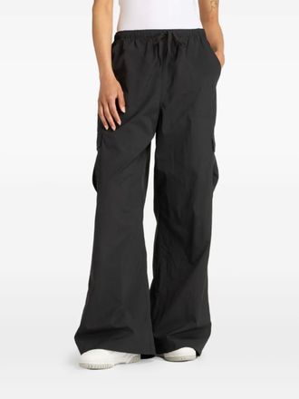 New Balance Cargo con effetto increspato - Nero