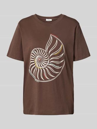 s.Oliver Red Label Relaxed Fit T-Shirt mit Frontprint und Schmuckperlen in Schoko, Gr&ouml;&szlig;e 42