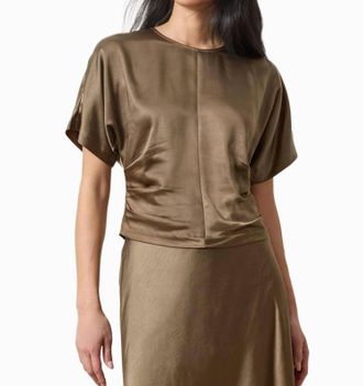 Lilla P Dolman Short Sleeve Top In Parsley