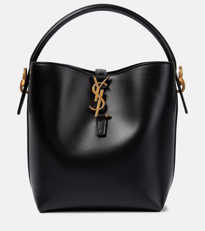 Le 37 Small leather bucket bag