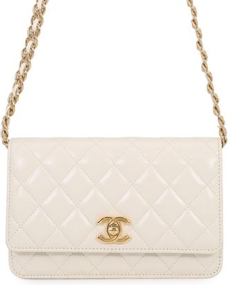 Chanel Matelasse White Leather Chain/Shoulder Wallet (Pre-Owned)