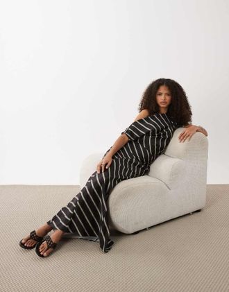 Asos Vestito lungo drappeggiato rigato con scollo asimmetrico-Multi