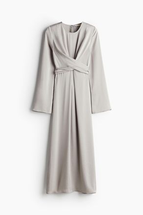 H&M MAMA Stillkleid aus Satin - Helles Greige