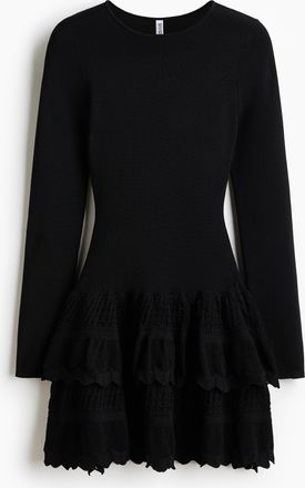 H&M Kleid mit Stufenjupe - Schwarz