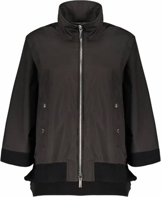 Moorer Womens Techno Fabric Cape Coat In Nero