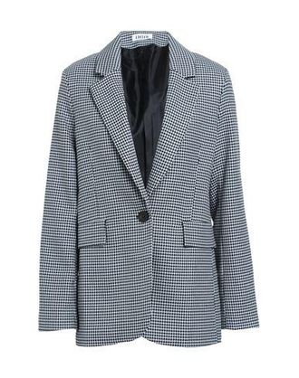 Edited Maira Blazer