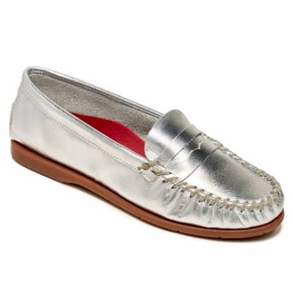 Minnetonka Womens Mellony Penny Loafer In Silver