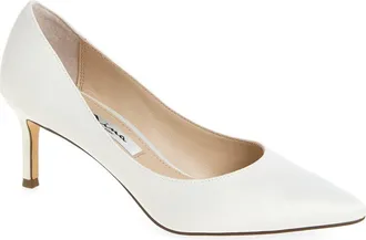 Nina Pointed Toe Pump in Ivory at Nordstrom, Size 7.5