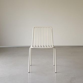 Tikamoon Silla de metal color crema