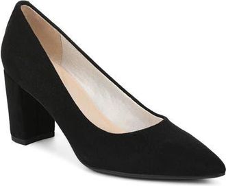 Life Stride Rebecca Pointed Toe Pump in Black at Nordstrom, Size 5.5