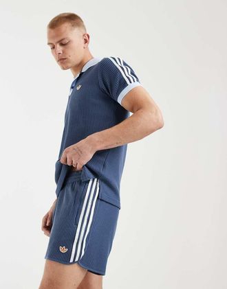 adidas Originals Pantaloncini testurizzati a nido dape blu navy