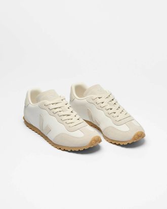 Veja Womens Trainers in Cream Leather - Size UK 6