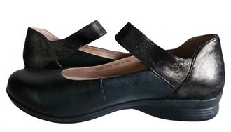 Dansko Womens Audrey Flat Shoes In Black