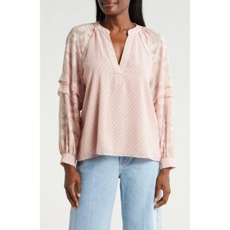 Vince Camuto Raglan Sleeve V-Neck Top in Heavenly Pink at Nordstrom, Size Medium