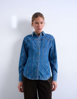 Topshop Camicia in denim stretta in vita blu medio con cuciture a vista