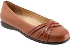 Trotters Daphne Flat in Luggage at Nordstrom Rack, Size 10.5
