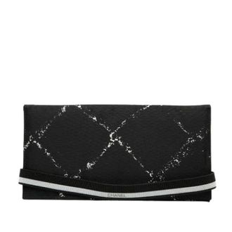 Chanel Pre-owned Wallets, female, Black, Size: ONE SIZE Pre-owned Long Wallet