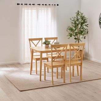 Furniturebox Lynton Small Oak Effect Wooden Dining Table & 4 Millford Chairs in Light Oak