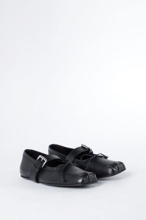 Ann Demeulemeester Im Nergens heen gaan