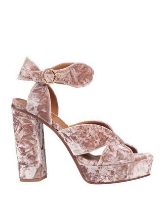 Chlo&eacute; Sandals