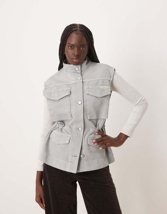 Calvin Klein Jeans Gilet multitasche in denim grigio tenue