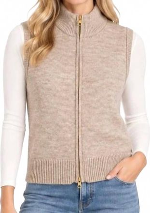 Elan Britt Sleeveless Zip Sweater Vest In Beige