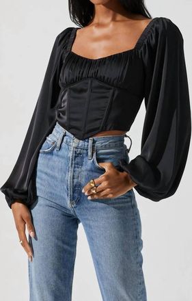 Astr Penny Puff Sleeve Top In Black