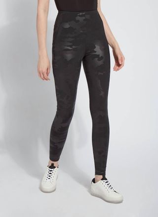 Lyss&eacute; Womens Matilda Foil Legging In Black