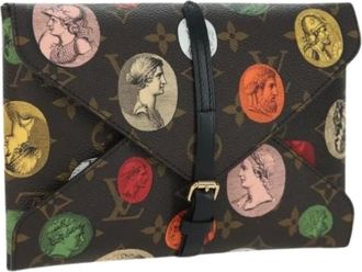 Louis Vuitton Pre-owned Clutches, female, Multicolor, Size: ONE SIZE Pre-owned Monogram Canvas Pouch