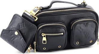 Louis Vuitton Utility Calfskin with Embossed Monogram Detail crossbody bag - Zwart