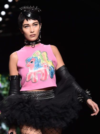 Ci siamo innamorate dello stile candy punk della sfilata di Moschino!