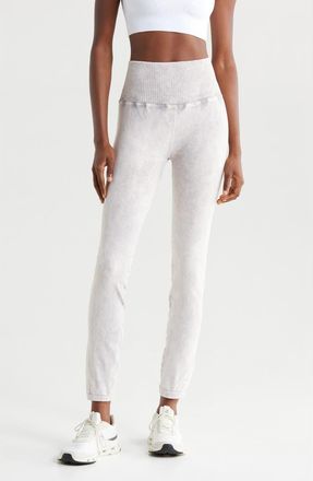 Free People FP Movement Good Karma Leggings in Ice Grey at Nordstrom, Size X-Small
