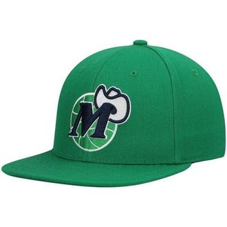 Mitchell & Ness Mens Mitchell & Ness Green Dallas Mavericks Hardwood Classics Team Ground 2.0 Snapback Hat at Nordstrom