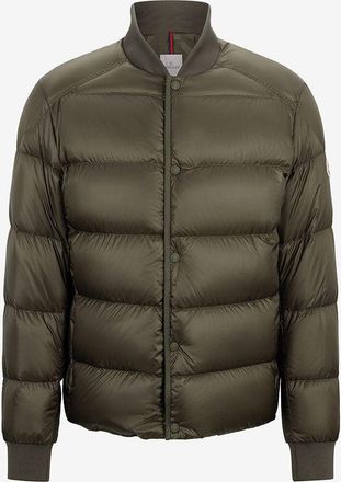 Moncler Kurze gesteppte Daunenjacke aus Ripstop Bazena