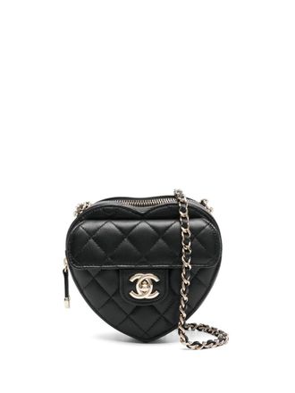 Chanel 2022 mini Heart cross body bag - Black