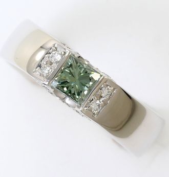 C&A Green Platinum Platinum 900 Band Ring (Pre-Owned)