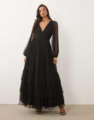 Lace & Beads abito lungo a strati nero con maniche in tulle trasparente, scollo profondo, per damigelle donore