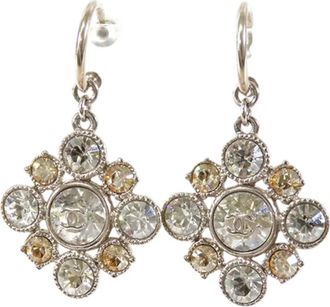 Chanel Orecchini pendenti CC placcati argento con cristalli 2012