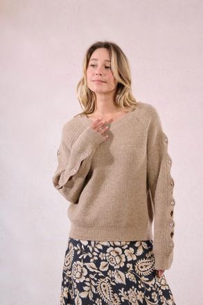 Molly Bracken Trui met mouwen met knopen