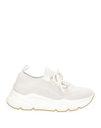 Emanuelle Vee Sneakers