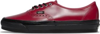 Vans OTW Authentic 44 Siped Vibram Brogue - Heren - Sneakers - Rood - 40 1/2 EU - Leer - Schoenen