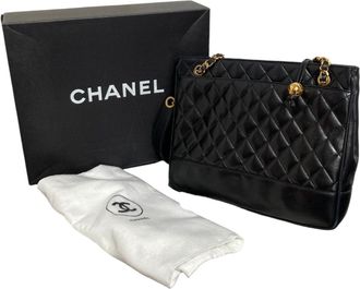 Chanel Black Leather Shoulder Bag Tote Bag (Pre-Owned)