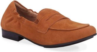Ros Hommerson Womens Trish Loafer In Praline