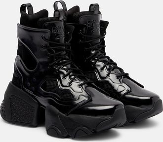 Comme Des Gar&ccedil;ons x Reebok cutout platform ankle boots