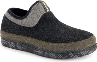 Muk Luks Bennett Full Foot Slip on Slipper in Black at Nordstrom, Size Medium