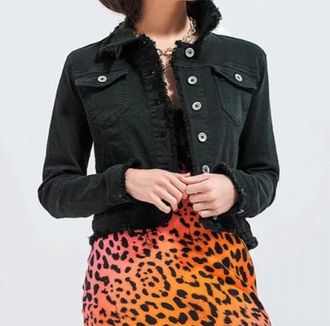 Q2 Raw Edge Denim Jacket In Black