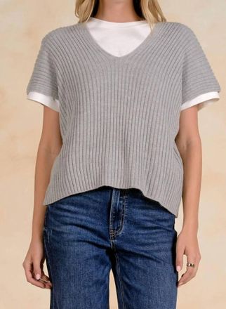 Elan Short Sleeve Oversized Layered Sweater Top In Grey